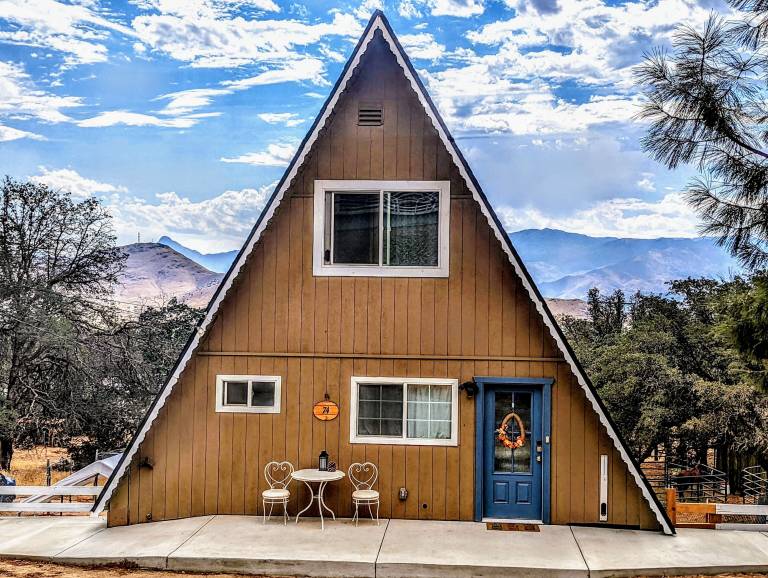 House  Lake Isabella