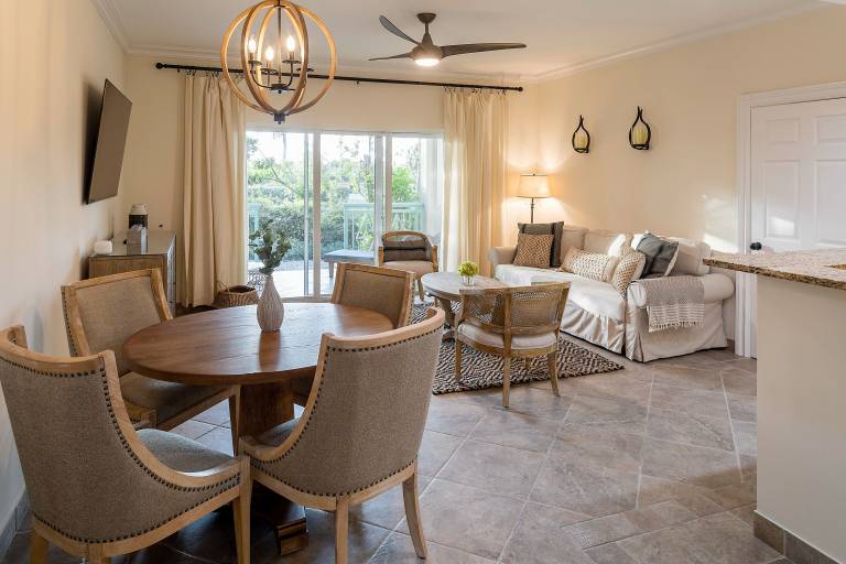 Condo Leeward Settlement