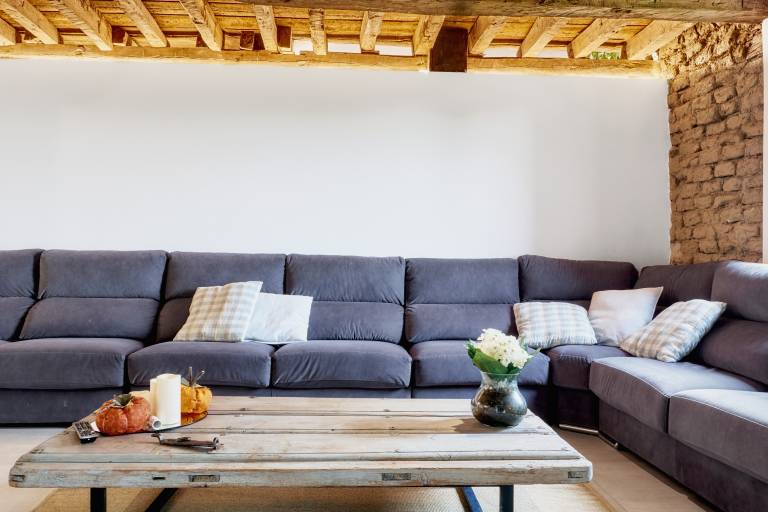 Family-friendly finca with barbeque, garden & private pool | Garden view | Pets allowed — photo 5