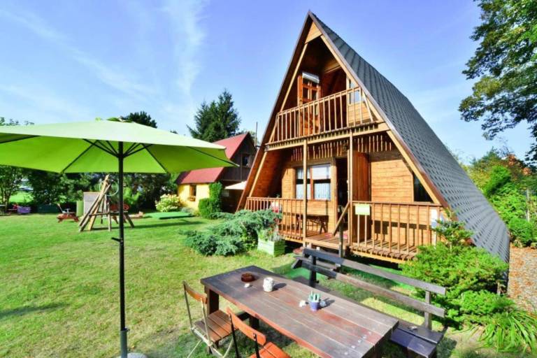 Vacation home with terrace, BBQ & garden — photo 2
