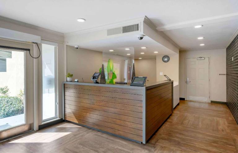 Extended Stay America Suites - San Francisco - San Mateo - SFO — photo 4