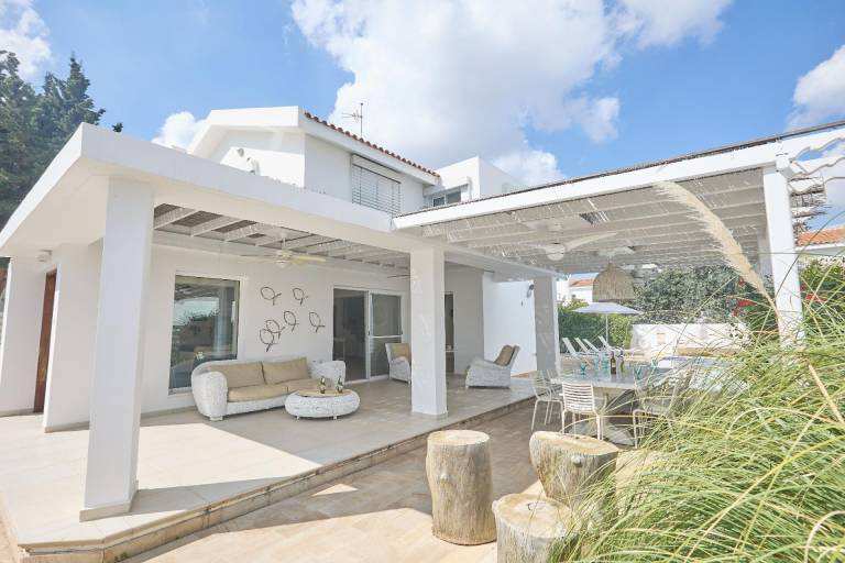 Huis  Paralimni