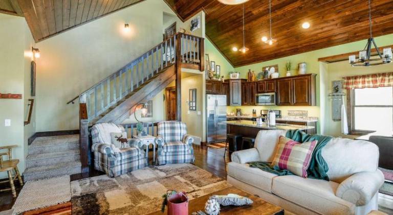 House with pool & jacuzzi | Suitable for remote work | Dogs allowed — photo 2