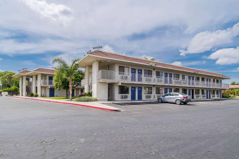 Motel 6 Bakersfield, CA - Airport — photo 3