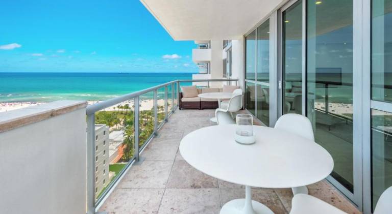 Holiday apartment with hot tub | Close to Miami Beach Botanical Garden — photo 3