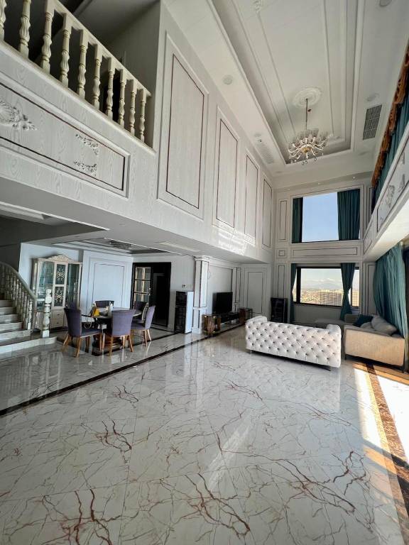 House with garden & pool | Good for workation | Dogs allowed in Pasay