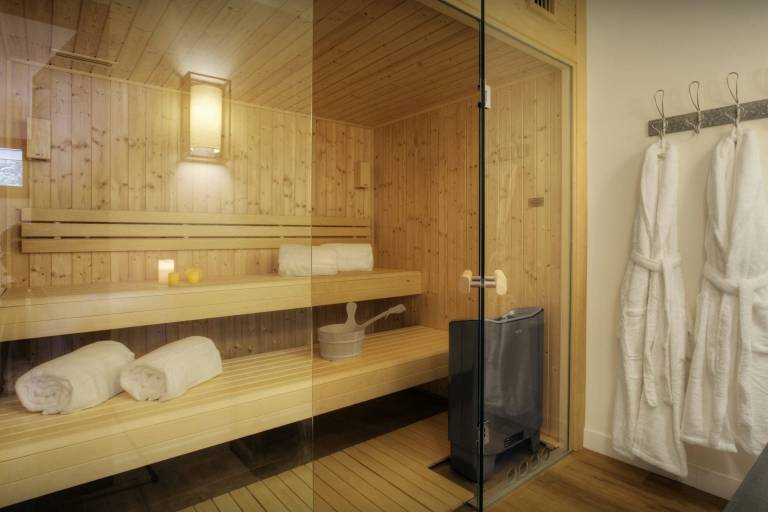 Luxury Les Gets chalet for 10 - hot tub, sauna, games room - OVO Network — photo 5