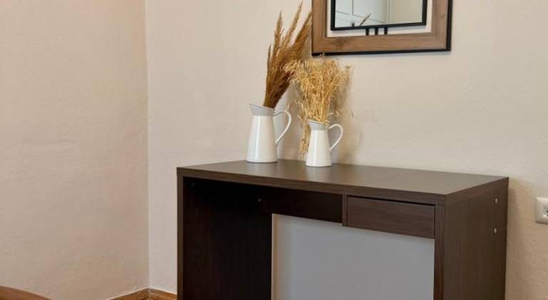 Lovely rental apartment with patio | Dogs allowed — photo 2
