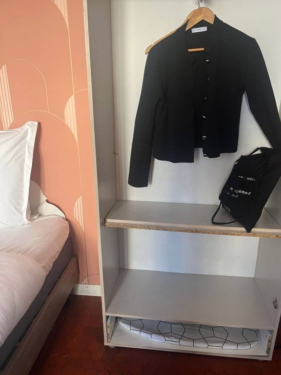 Family-friendly holiday apartment with fast internet | Close to Moulin Rouge | Dogs allowed — photo 5