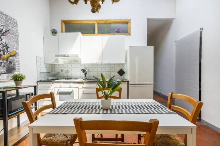 Children-friendly apartment with patio | Near Florence Cathedral | City view | Pets are welcome — photo 3
