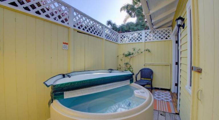 Secret Garden Inn & Cottages — photo 4