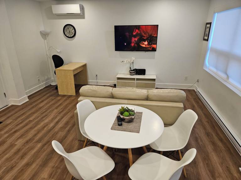 Apartment Pointe-Claire