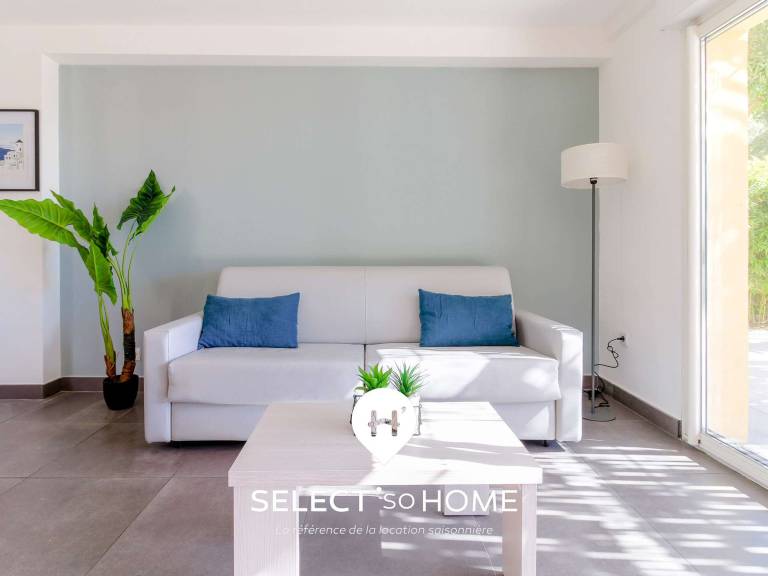 Spacious T3 with private garden in La Fossette, pets allowed — photo 2