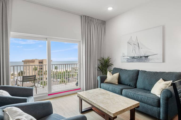 Children-friendly condo with hot tub & heated pool | Water view | Next to the beach | Pets are welcome — photo 2