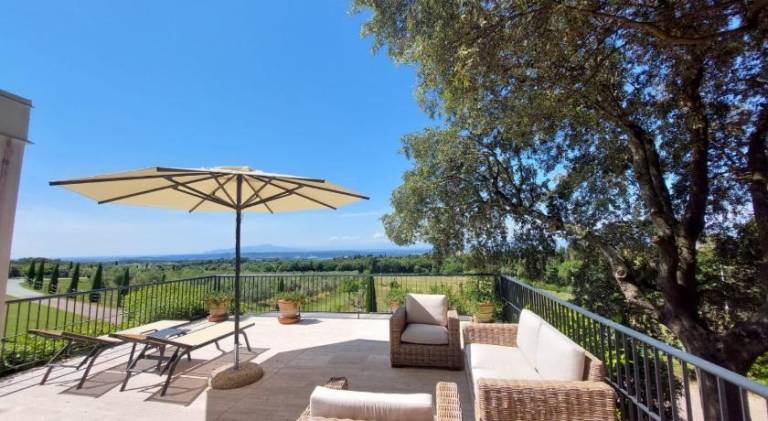 Family-oriented vacation home with pool, barbecue & garden | Pet-friendly — photo 3