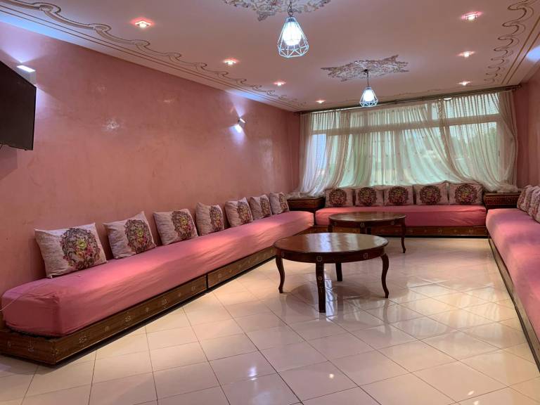 Villa with private pool & garden — photo 5