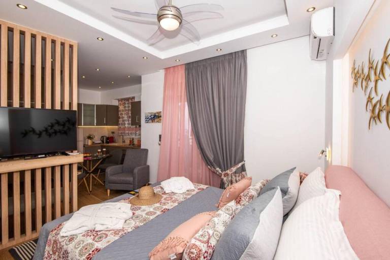 LoveBirds Rethymno Suite in Rethymno