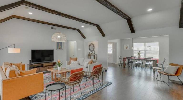 Ample house with pool | Pet-friendly — photo 3