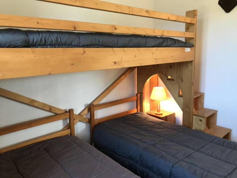 2nd floor, view mountain, balcony, 28m², Villard de Lans — photo 4