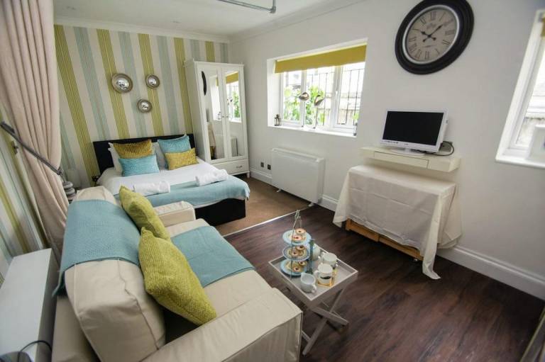 Vacation home | Next to British Airways i360 | Suitable for remote work in Brighton