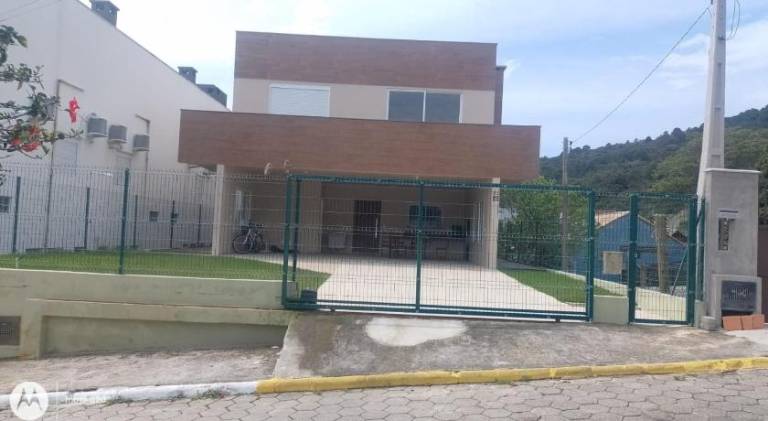 Vacation home with jacuzzi in Florianópolis