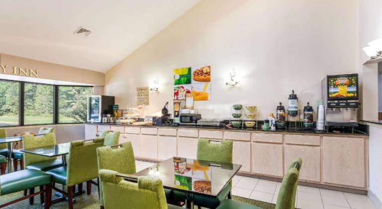 Quality Inn Petersburg Fort Lee Area — photo 4