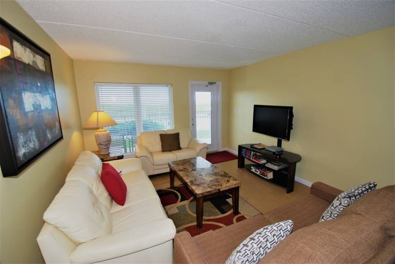 Child-friendly charming condo with private pool | Close to the beach | Pets are welcome in South Padre Island, TX