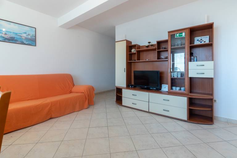 Two bedroom apartment with terrace and sea view Sveta Nedilja (Hvar) (A-4049-b) — photo 2