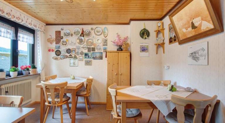 Haus Edelweiß Zimmer — photo 5
