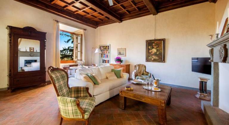 Villa with pool, terrace & garden — photo 2
