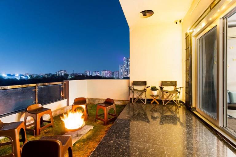 Luxury Duplex - Rooftop Lawn, Hill View, Fire Camp — photo 3