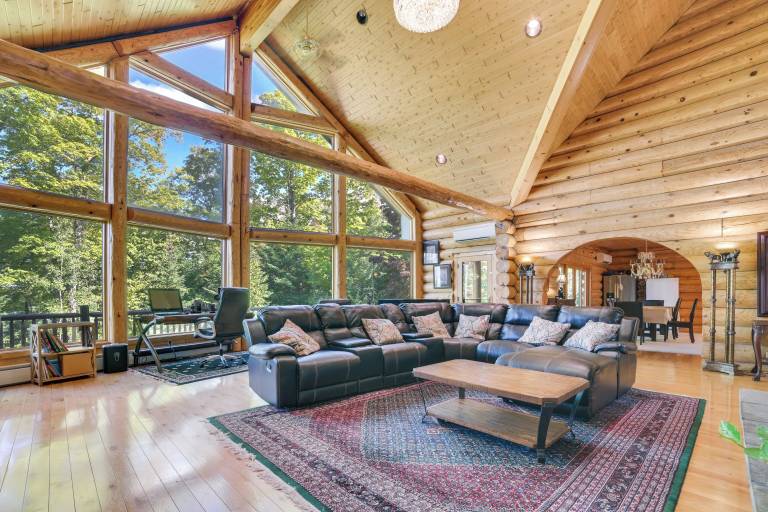 Cabin Barbeau