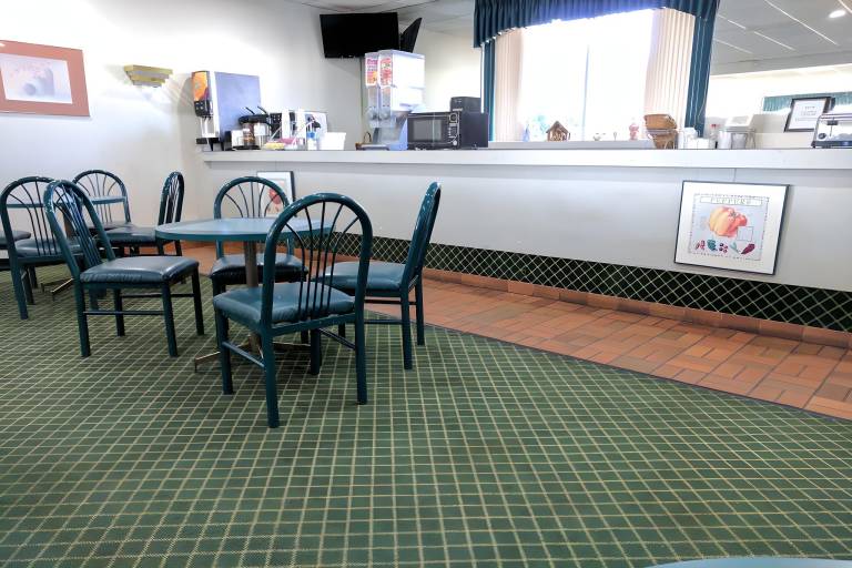 Sprucewood Inn — photo 5