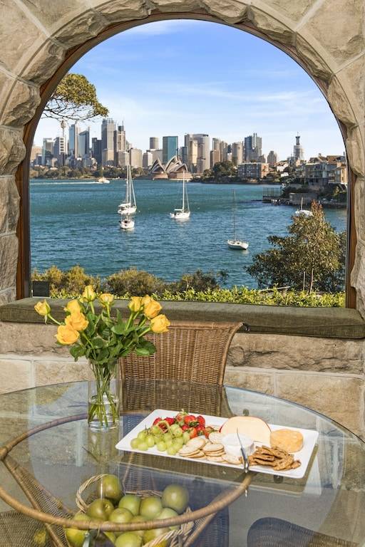 Apartment Manly Council