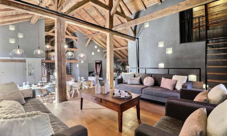 Chalet, Ground floor, terrace, fireplace or stove, 450m², Morzine in Morzine