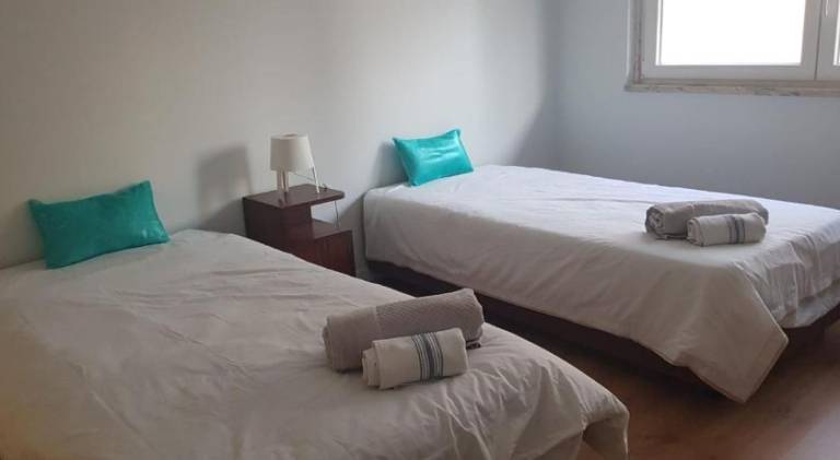 Sal Guest House in Almada