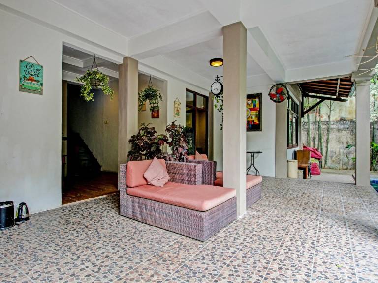 OYO 91300 Sunny Side Villa — photo 5