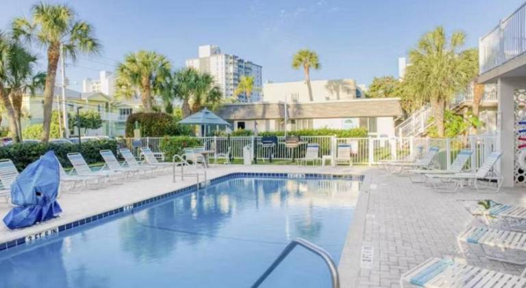 Rental apartment with pool — photo 3