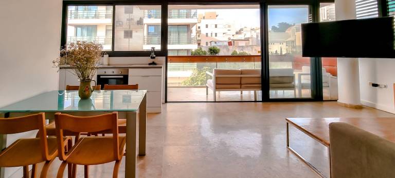 Apartment with terrace | Near Neve Tzedek — photo 4