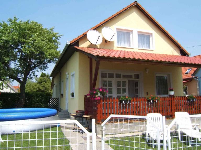 Dom Balatonmáriafürdő