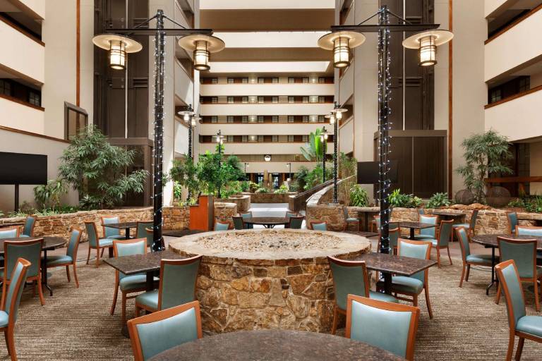 Embassy Suites by Hilton Oklahoma City Will Rogers Airport — photo 3