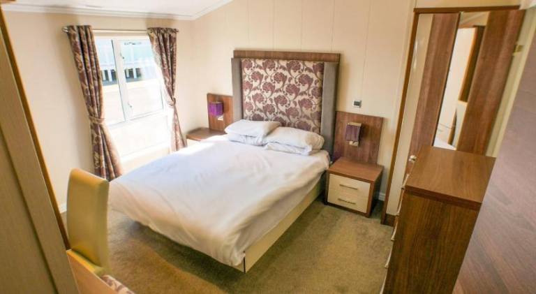 3 Bed 2 Bathroom Super Lodge! Sea Views! — photo 2
