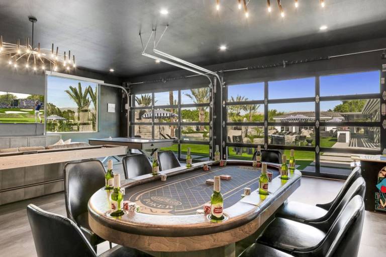 House with private pool — photo 4