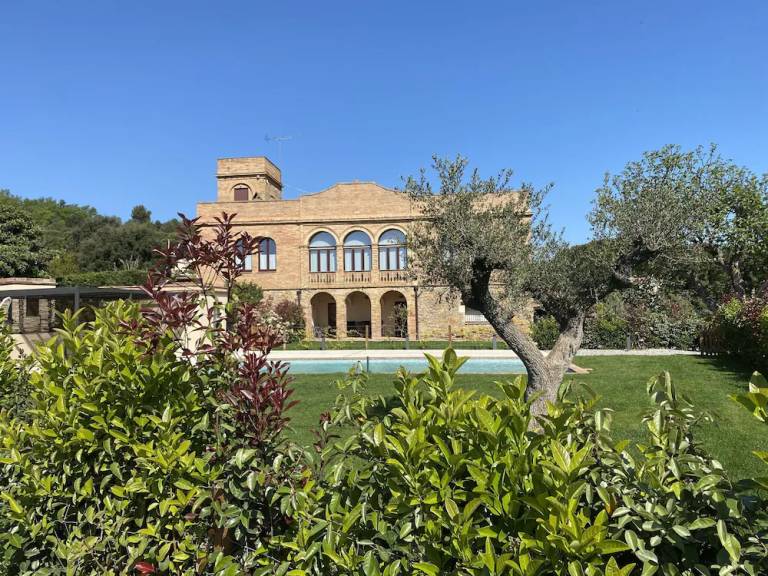 Casa Peratallada