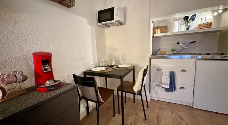 Apartment with 1 room for 2 persons — photo 3