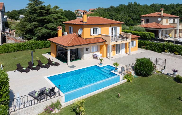 Ferienhaus in Nedešćina f&uuml;r max. 8 Personen, 
