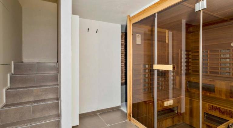 House with 3 rooms for 6 persons — photo 3