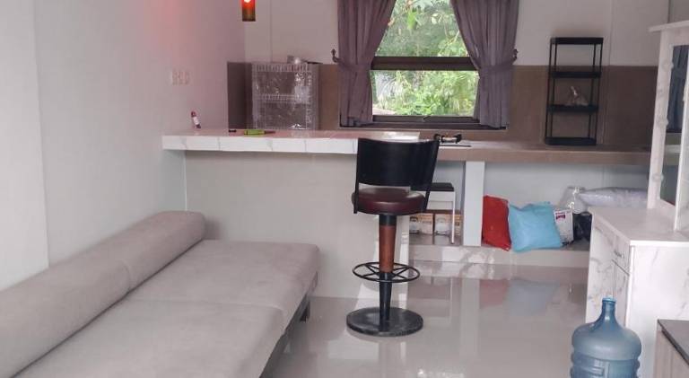 Villa with hot tub, terrace & garden | Next to the beach | Good for workation | Pets are welcome in Karangasem
