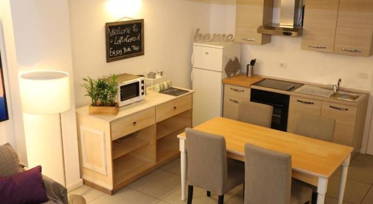 Big rental apartment | Next to Como Cathedral | Perfect for remote work | Dogs allowed — photo 2