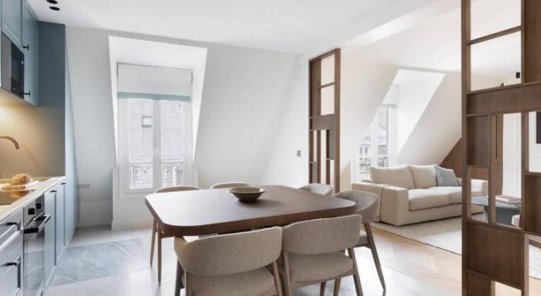 Luxurious Residence Saint Honore by onefinestay — photo 3